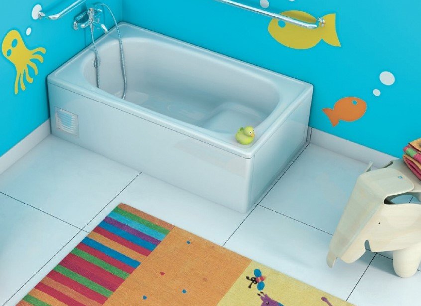 картинка Стальная ванна BLB Europa сидячая 105x70 см от магазина Одежда+